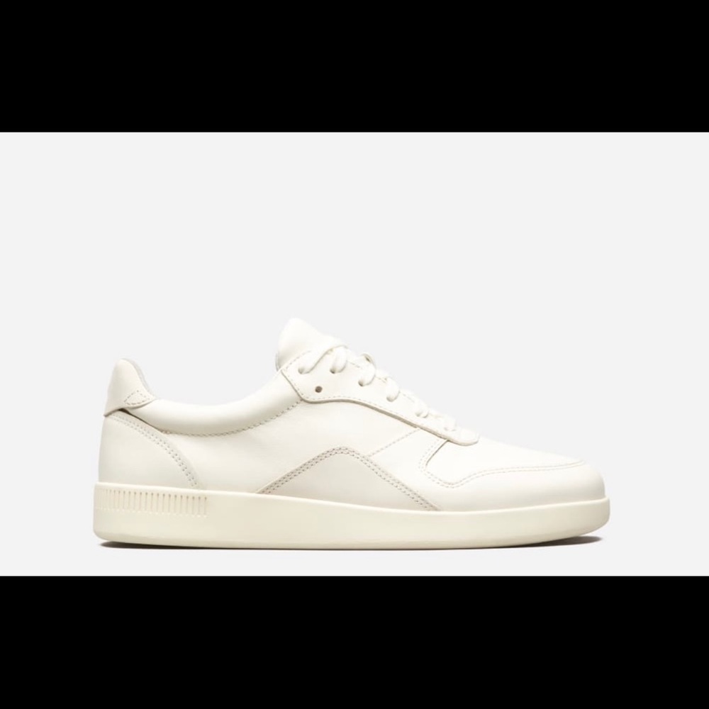 Everlane “the court sneaker”